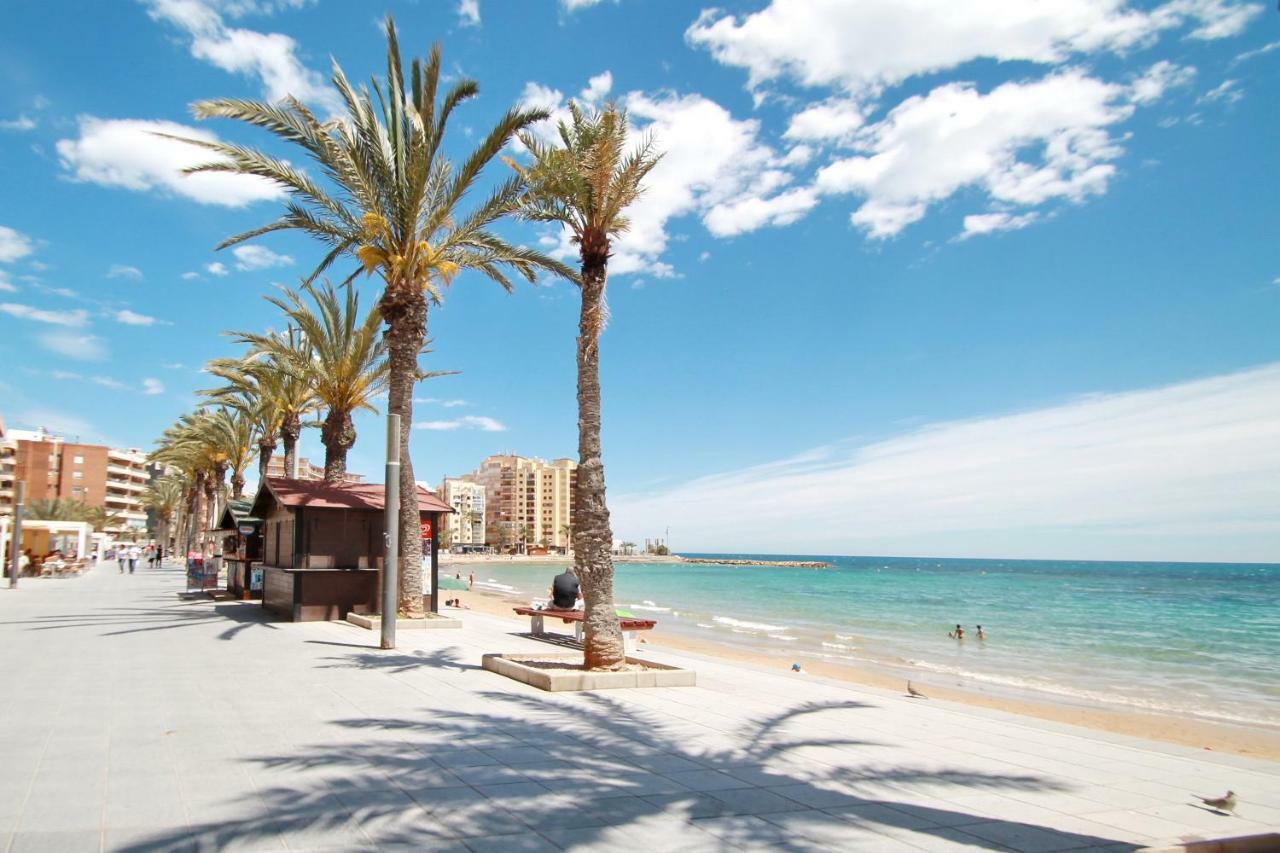 Zoa Happy Vacations Daire Torrevieja Dış mekan fotoğraf